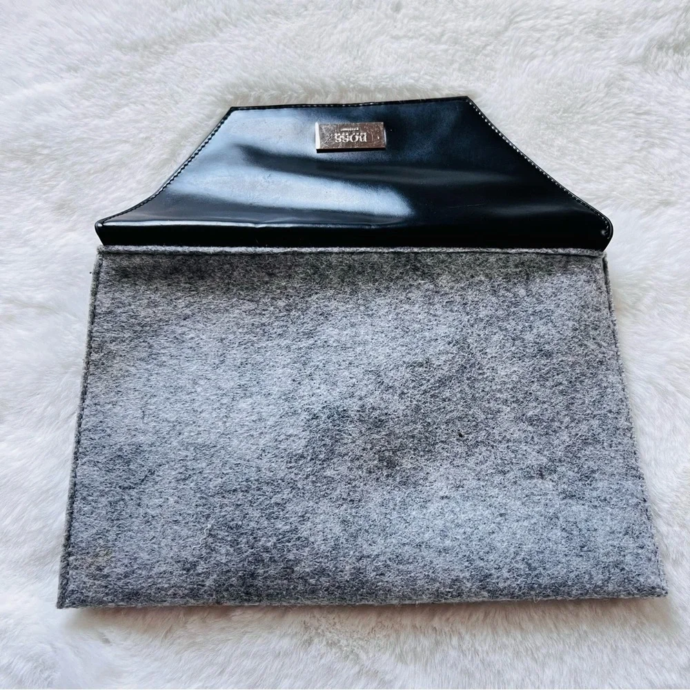 Hugo Boss Parfums Cosmetic Bag .